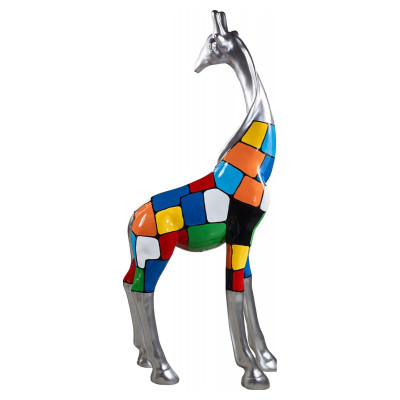 Скулптура на открито от жираф Глория