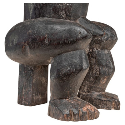 Скулптура Бьери-Нтуму