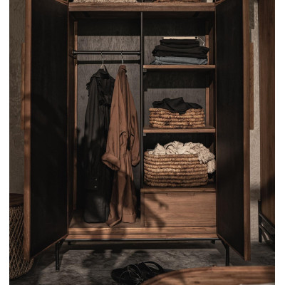 Coco Kleiderschrank mit 4 Türen und 1 Schublade