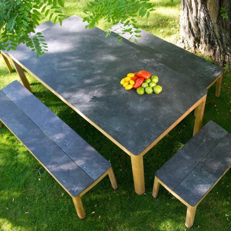 Tekura rektangulært bord