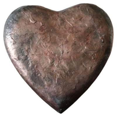 Caja en forma de corazón de cobre