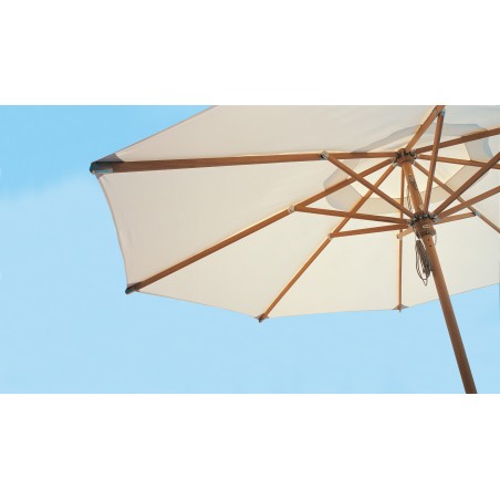 3,2 m átmérőjű teak napernyő