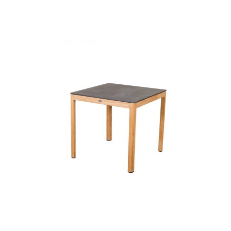 Tekura négyzet alakú asztal