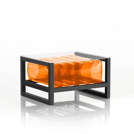 Eko Yoko coffee table in TPU and aluminium