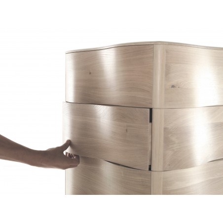 Touch chest of drawers in oak
