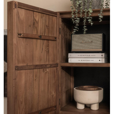 Motion cabinet with 2 doors