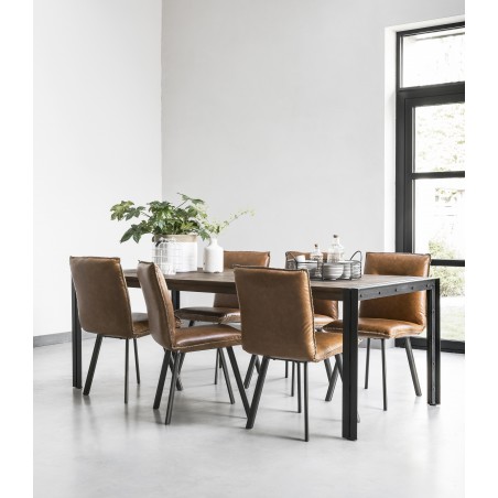 Fendy dining table