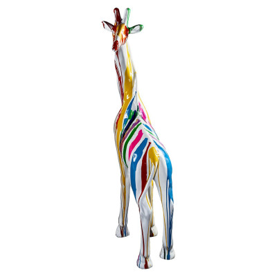 Zarafos žirafos lauko skulptūra
