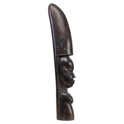 Juodmedžio Masai skulptūra