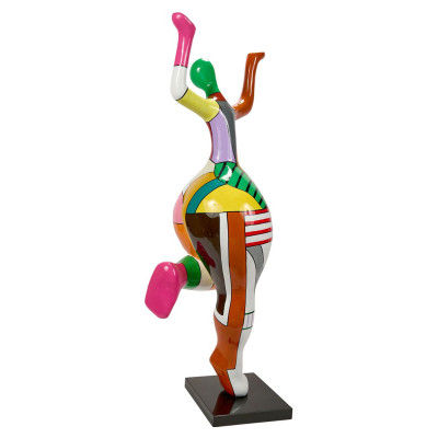 Niki dejotāju skulptūra