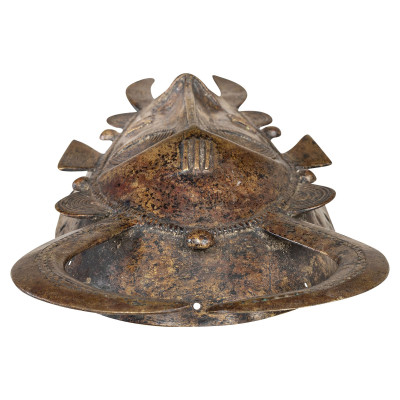 Kpeliyee bronsmask