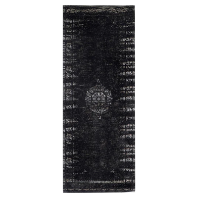 Veľký obdĺžnikový tkaný koberec